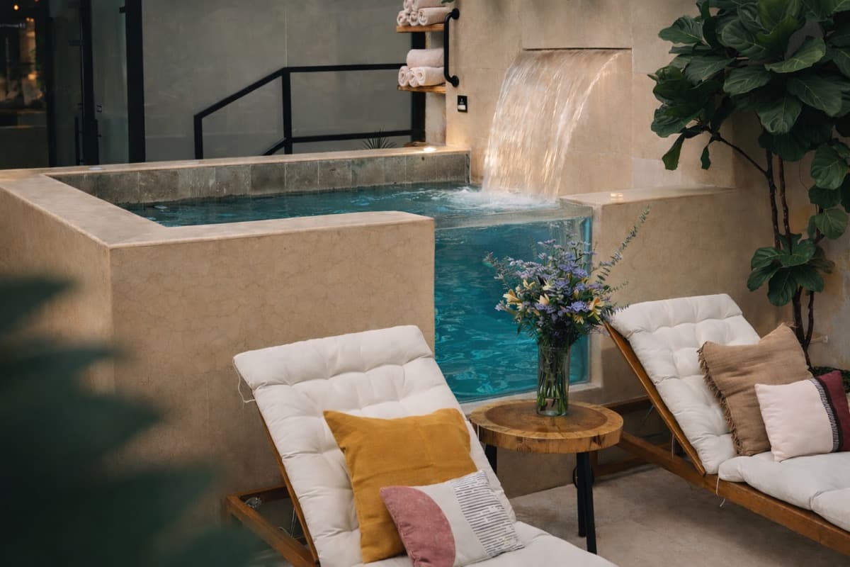 Rooftop jacuzzi with city views